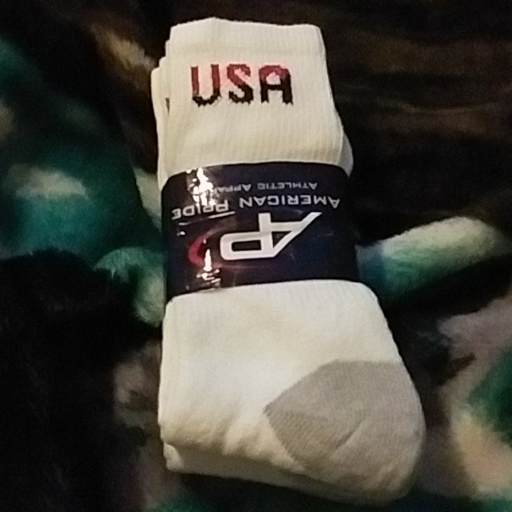 3pk lot U.S.A. socks sz10-13 without banding